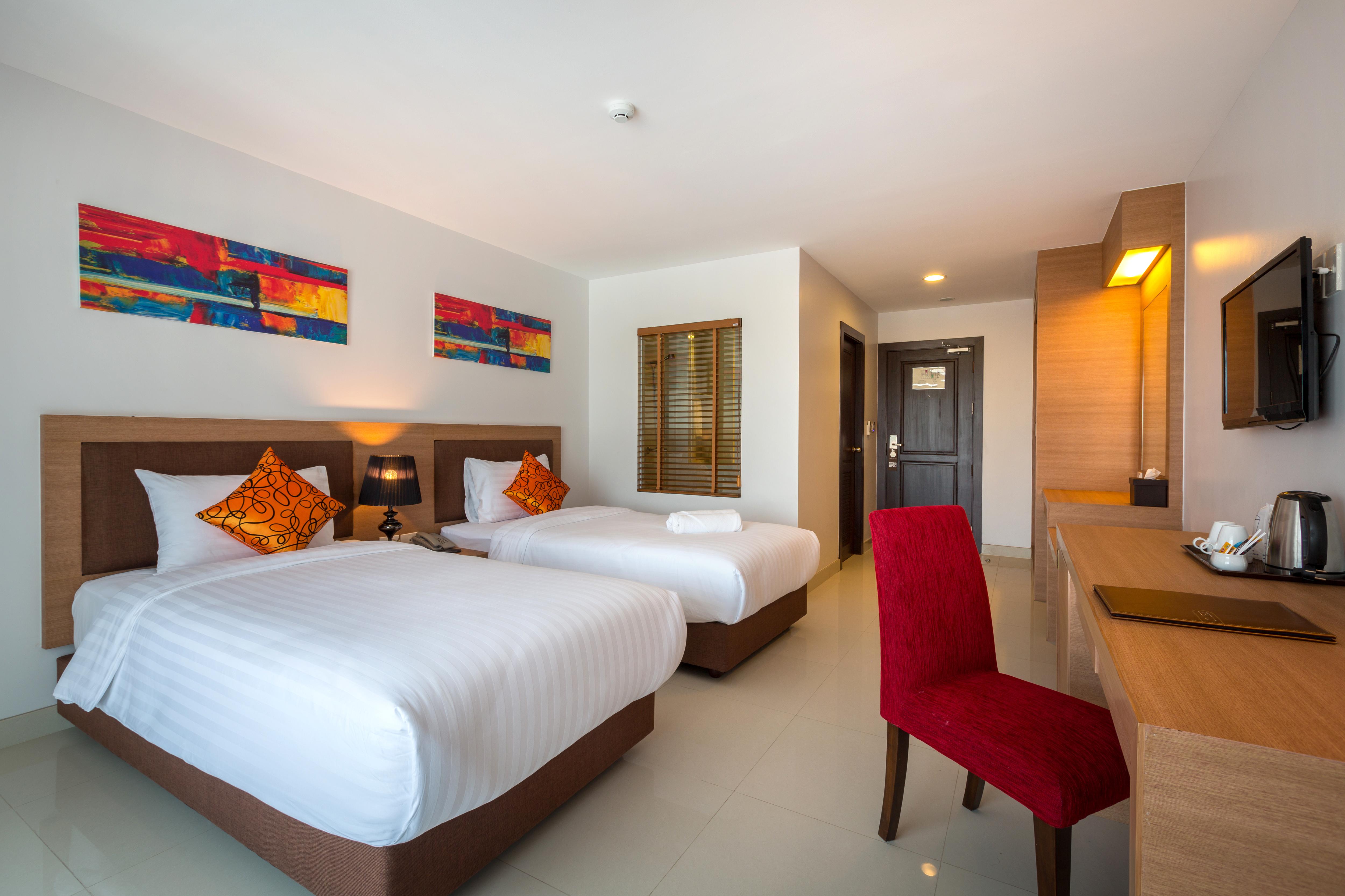 Riche Hua Hin Hotel - Sha Plus Екстер'єр фото