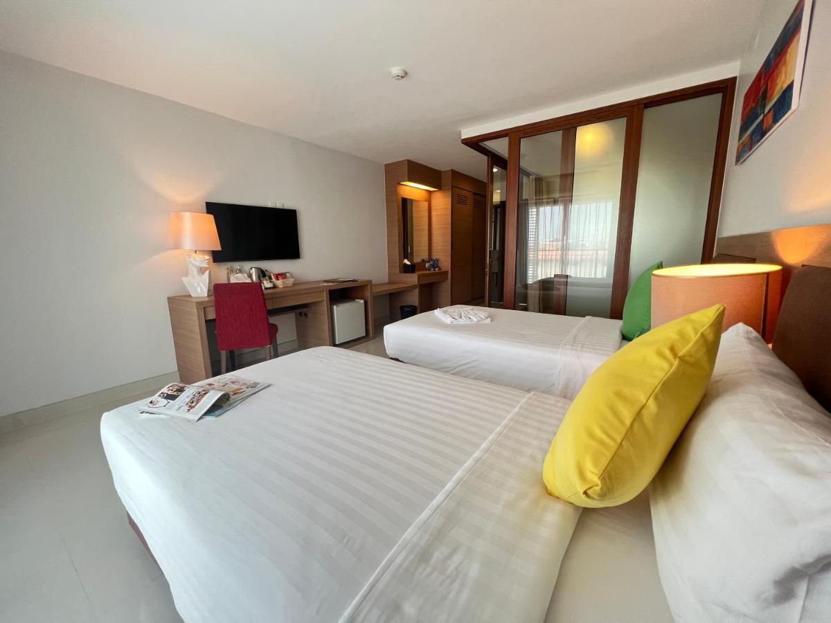 Riche Hua Hin Hotel - Sha Plus Екстер'єр фото